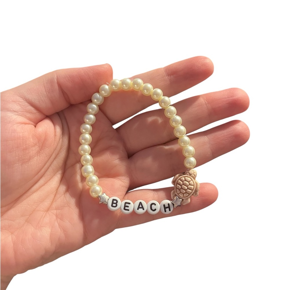 Pearl Beaded Bracelet Beach Themed With Turtle Charm